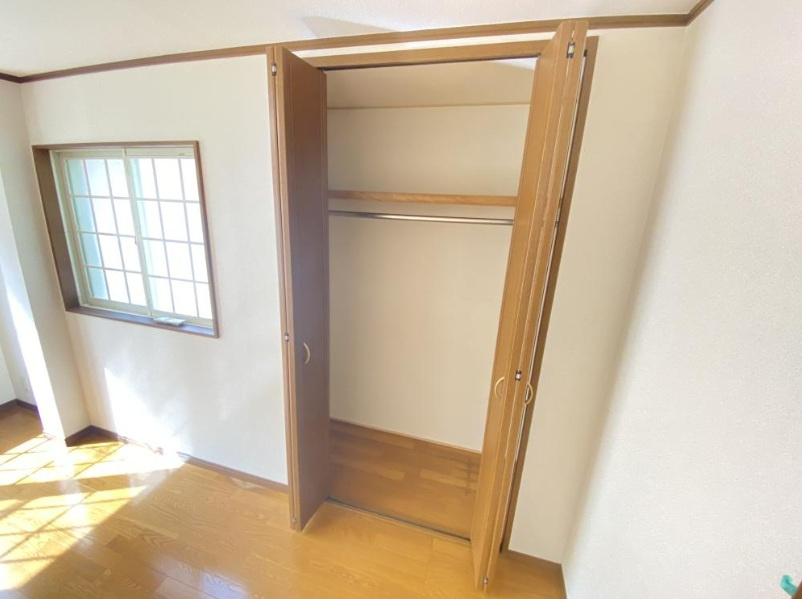 芦屋川三条町テラスハウスの収納