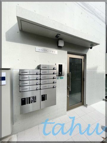 中野区若宮１丁目の賃貸マンションのエントランス