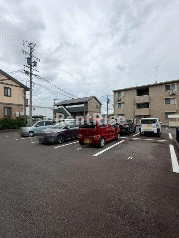 サニーコート Ａ棟の駐車場