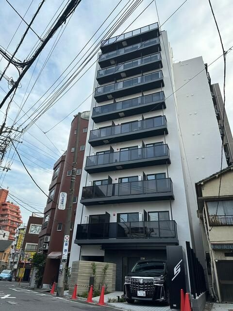 エストゥルース浅草の外観