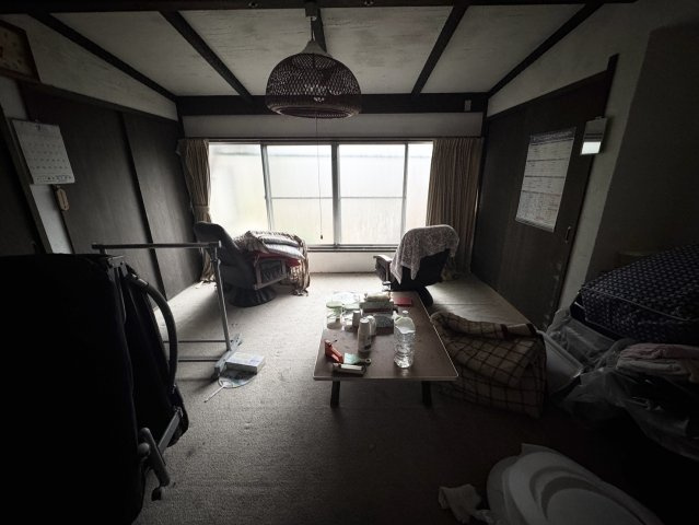 別荘利用や民泊にいかが？屋上もあるおしゃれな外観♪那須町湯本の洋室|使い勝手のいい洋室です