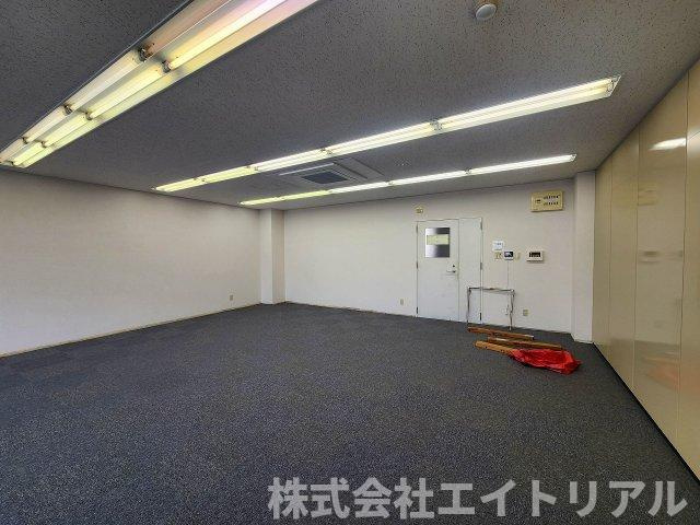 第5セントラルビルの内装
