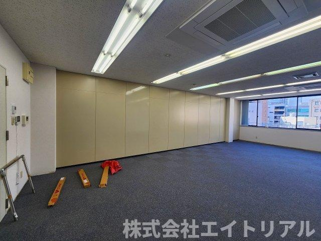 第5セントラルビルの内装
