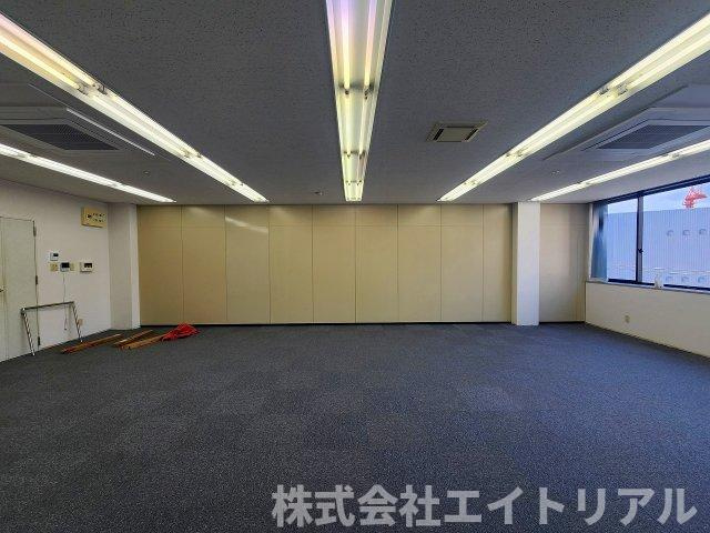 第5セントラルビルの内装