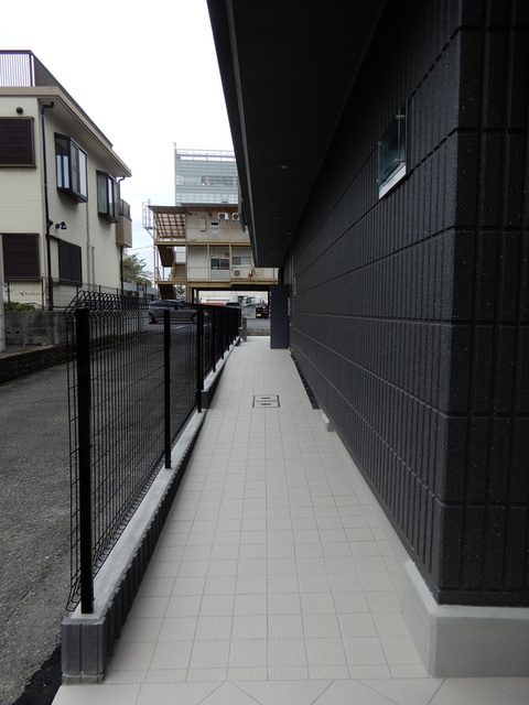 メゾン天空橋のエントランス