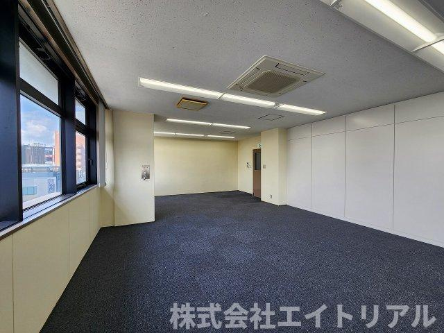 セントラルビルの内装