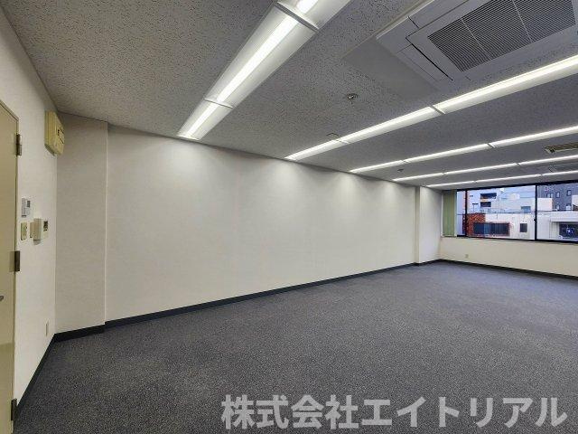 第5セントラルビルの内装