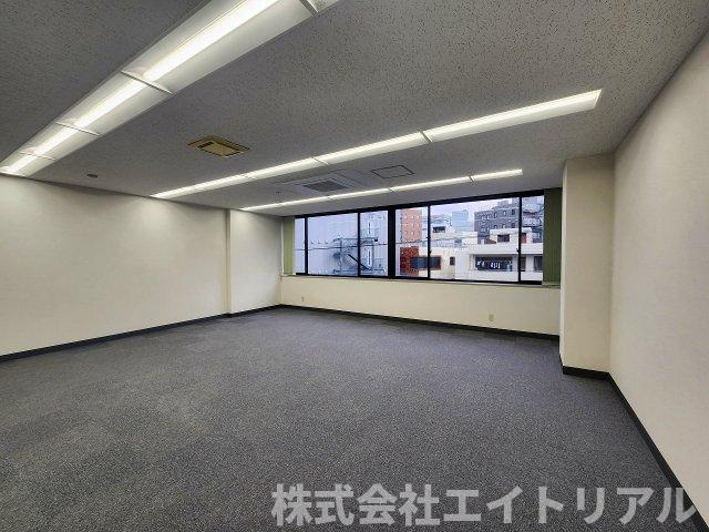 第5セントラルビルの内装
