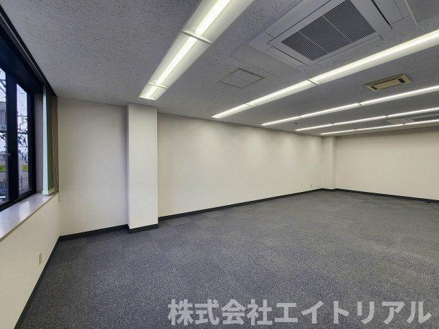 第5セントラルビルの内装