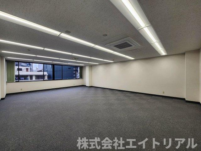 第5セントラルビルの内装