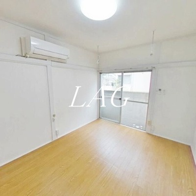 【居間・リビング】 | チェリーヒル小林Ⅱ | 洋室のお部屋です。