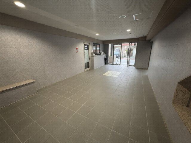 ☆プレファランスコート弐番館☆のロビー