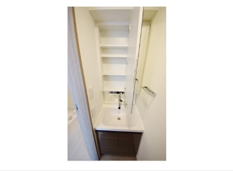 ヴァンクール菊川駅前の独立洗面台