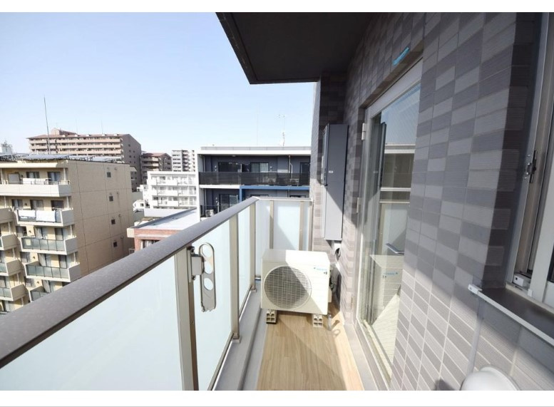 ヴァンクール菊川駅前のバルコニー