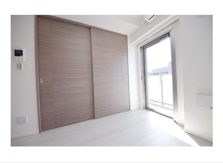 ヴァンクール菊川駅前の居間・リビング