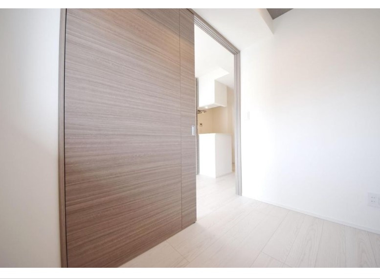 ヴァンクール菊川駅前の洋室