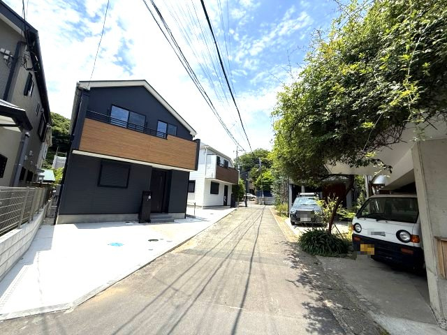 3SLDK  家中まるごとオール浄水器設置の前面道路含む現地写真|前面道路