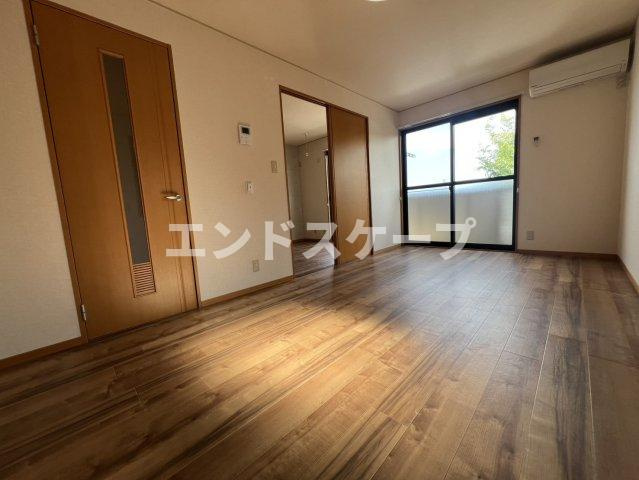 ポルトス元町　Ｂの居間・リビング|高崎、前橋のお部屋探しはエンドスケープまで！お客様の理想お聞かせ下さい♪