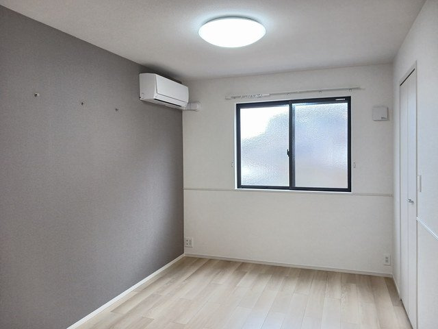 シャンドフルールの内装|明るい室内です