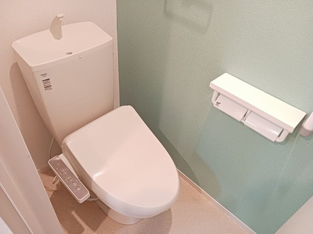 シャンドフルールのトイレ|落ち着いたトイレです