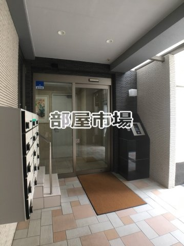 スカイタワー東上野のエントランス