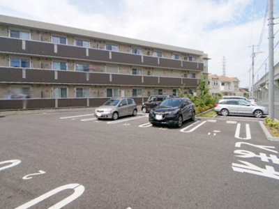【駐車場】 | エクウス | 駐車場