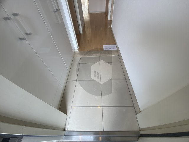 シェルメール長堂の玄関