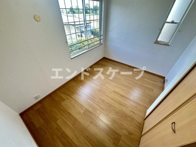 メゾン　エストＢの洋室|高崎、前橋のお部屋探しはエンドスケープまで！お客様の理想お聞かせ下さい♪