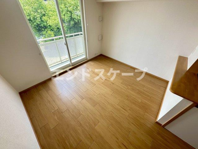 メゾン　エストＢの居間・リビング|高崎、前橋のお部屋探しはエンドスケープまで！お客様の理想お聞かせ下さい♪