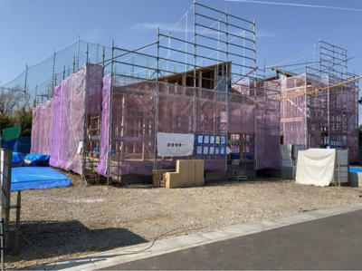 【前面道路含む現地写真】 | Livele Garden.S加須市日出安2号棟 | 前面道路含む現地写真です