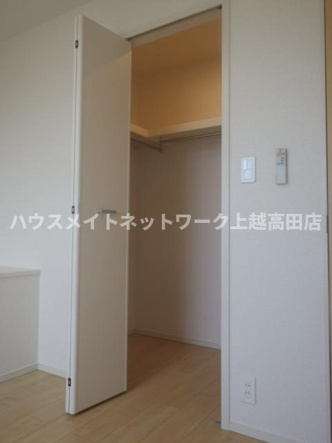 プレジールの収納|ウォークインクローゼット
