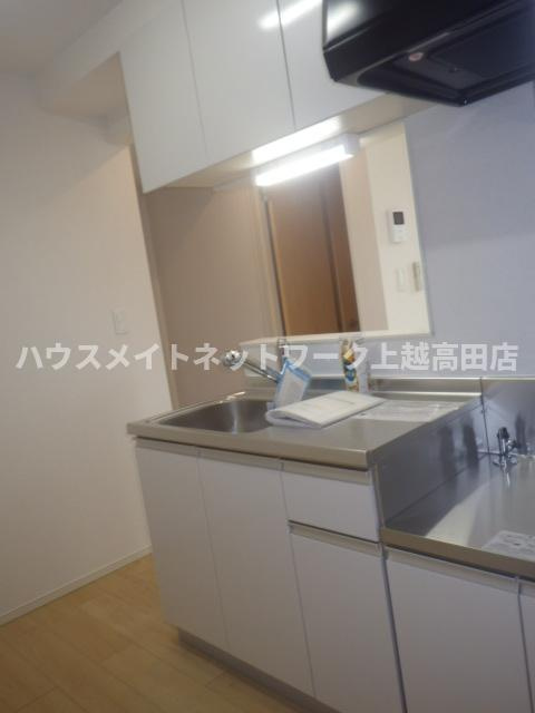 プレジールのキッチン|キッチン