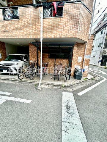 シャルマン河原の設備