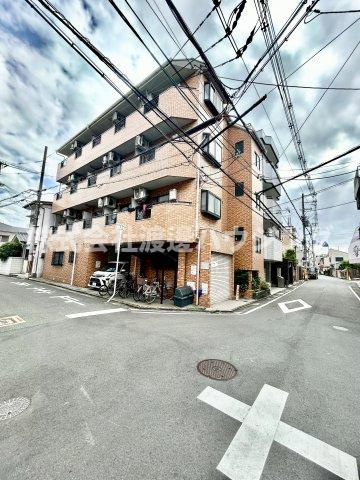 シャルマン河原の外観