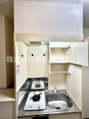 シャルマン河原のキッチン