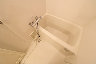 【浴室】 | リファレンス博多駅前 | 清潔感のある浴室です！