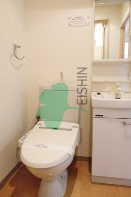 【トイレ】 | リファレンス博多駅前 | 清潔感のあるトイレです。