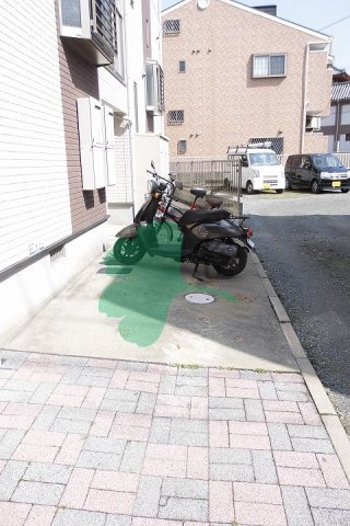 POLARIS吉塚(ポラリス吉塚)の駐車場