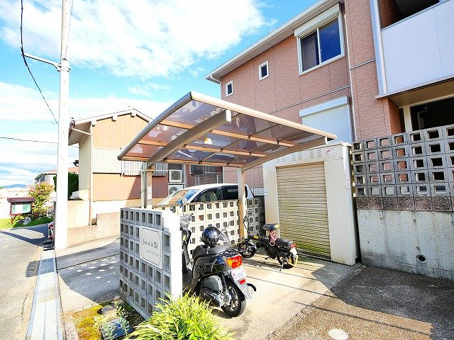 カーサ・デ・ラ・ベルのその他共用部分|駐輪場です