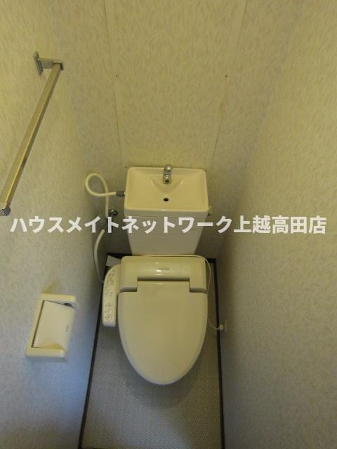 シティーハイム上越Ⅰのトイレ|温水洗浄暖房便座