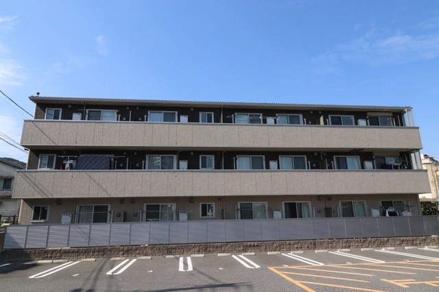 【外観】 | Clair Pine(ｸﾚｰﾙ ﾊﾟｲﾝ) | 建物外観