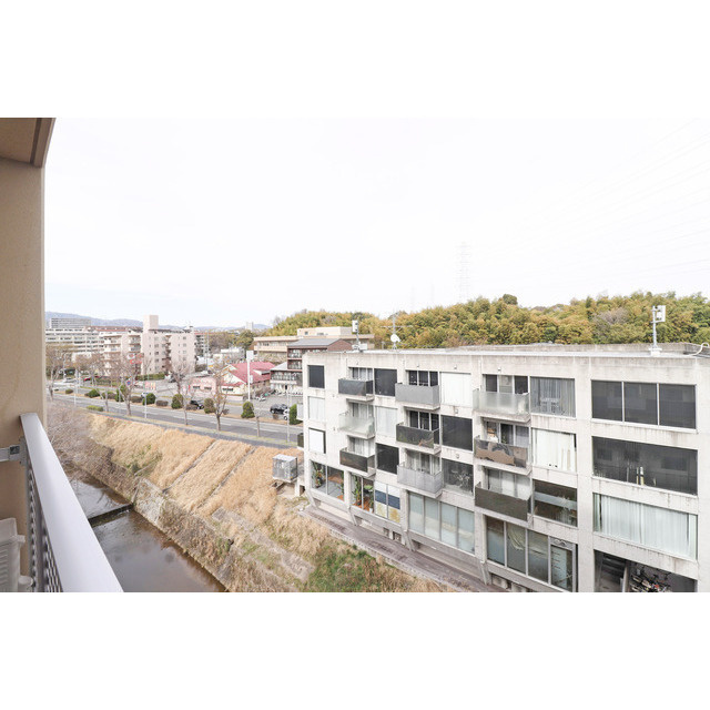 プレアデス千里山田の展望