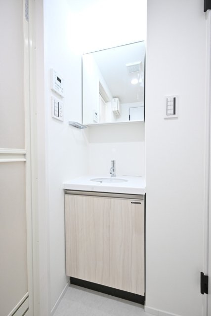 Ｔｈｅ　Ｒｅｓｉｄｅｎｃｅ　Ｎｉｈｏｎｂａｓｈｉの独立洗面台