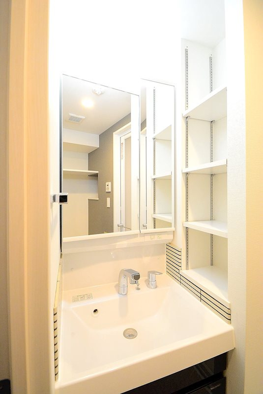 ステージファースト八丁堀の洗面所