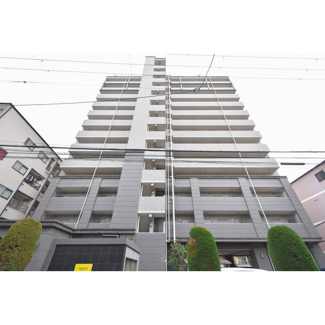 ルクレ京橋の外観