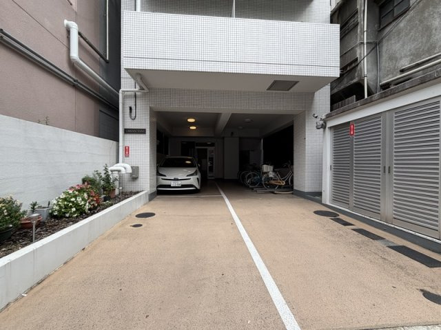 アーバン　タニのエントランス