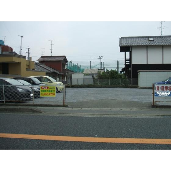 岐阜市加納南陽町２丁目の駐車場