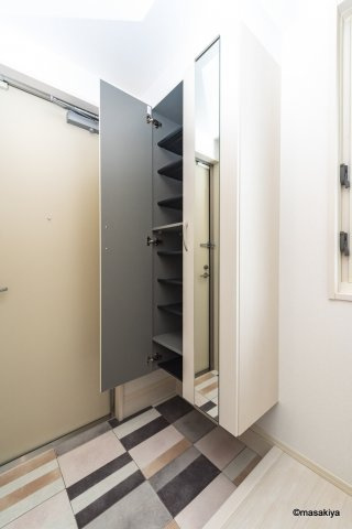 エスポワール栗田の玄関