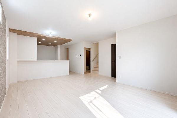 横浜市鶴見区寛政町の新築一戸建の居間・リビング|自慢したくなるリビング！
形も良く家具の配置にも困りません。
