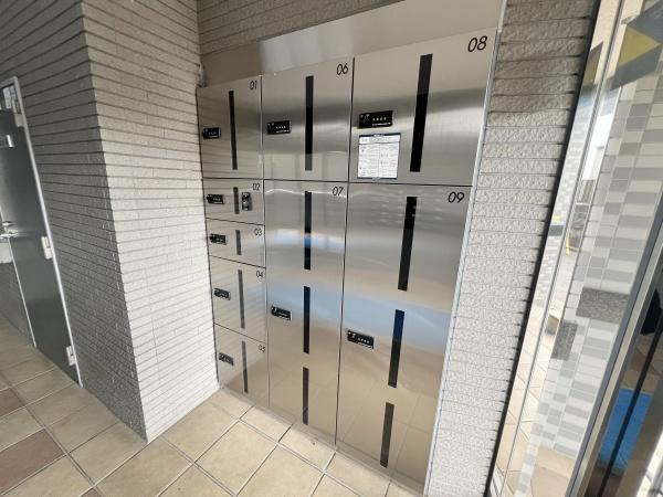 メディウス青葉台のその他共用部分|宅配ボックスもございますので不在時でも安心です